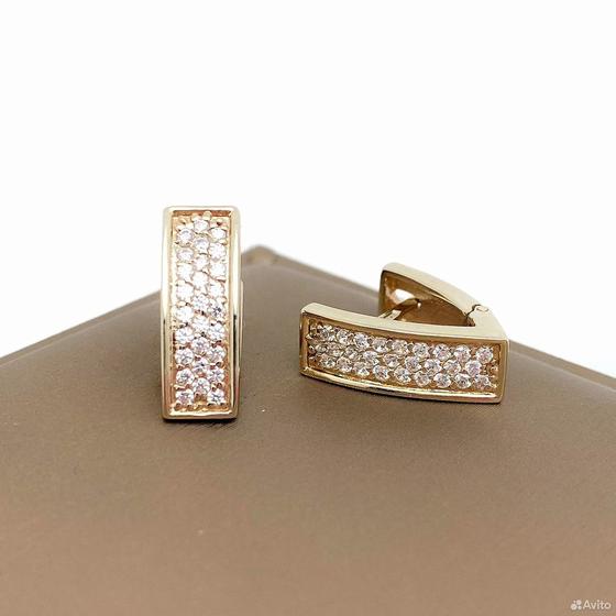 Золотые серьги с камнями 585пр. вес: 4,84гр