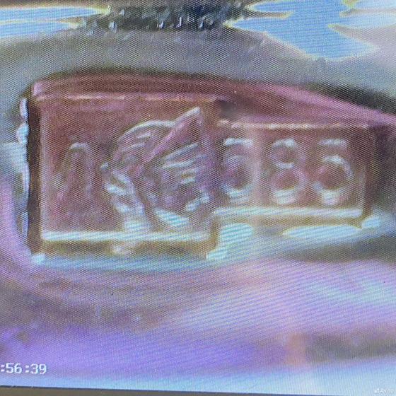 Золотое кольцо с камнями 585пр. размер: 17,6
