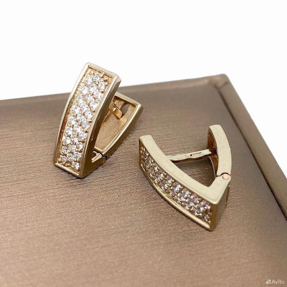 Золотые серьги с камнями 585пр. вес: 4,84гр