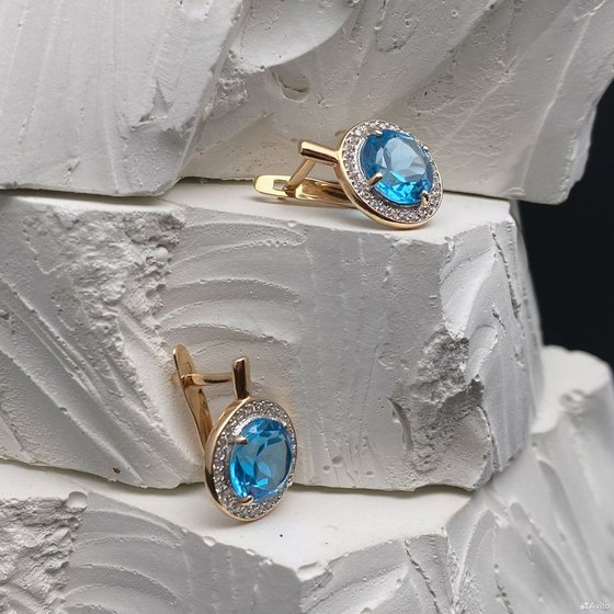 Золотые серьги с камнями 585пр. вес:4,13гр