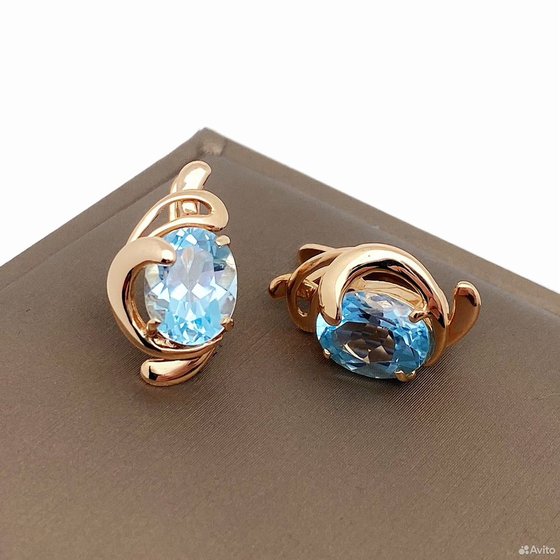 Золотые серьги с камнями 585пр. вес: 4,73гр