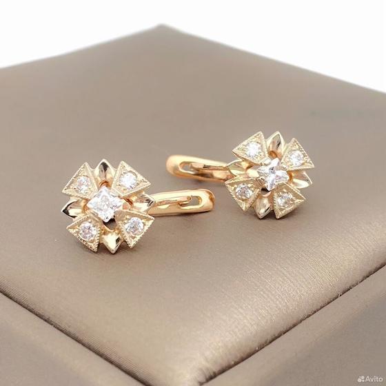 Золотые серьги с камнями 585пр. вес: 4,39гр