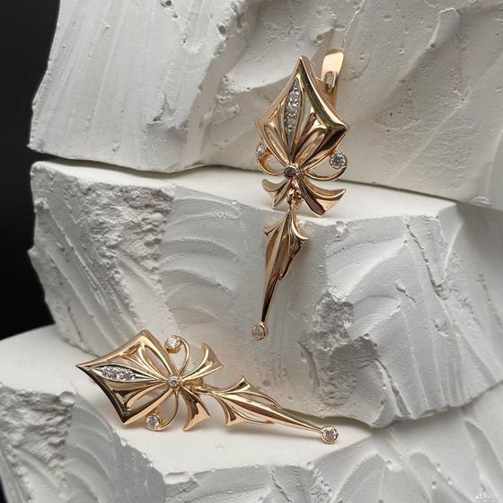 Золотые серьги с камнями 585пр. вес: 5,75гр