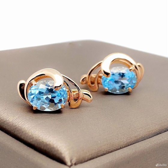 Золотые серьги с камнями 585пр. вес: 4,73гр
