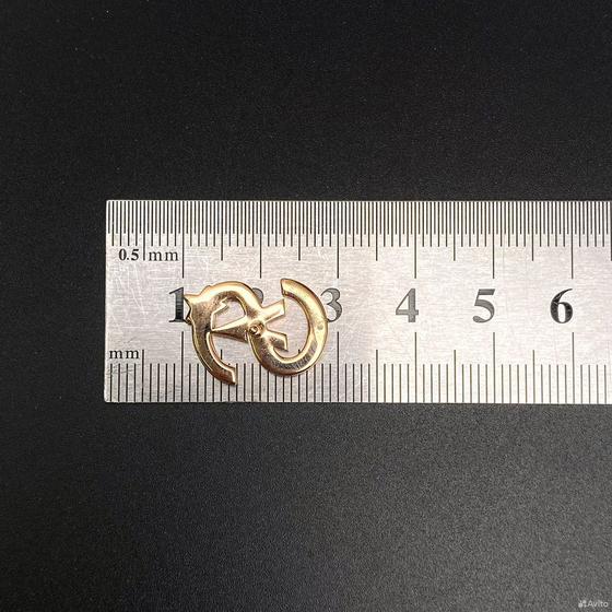 Золотая брошь 585пр. вес: 2,96гр