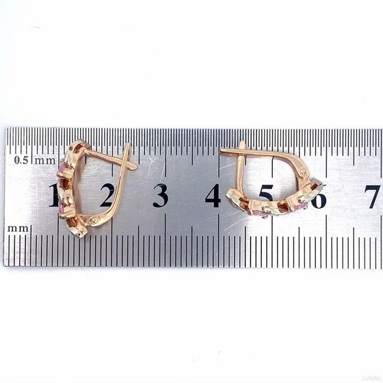 Золотые серьги с камнями 585пр. вес: 4,66гр