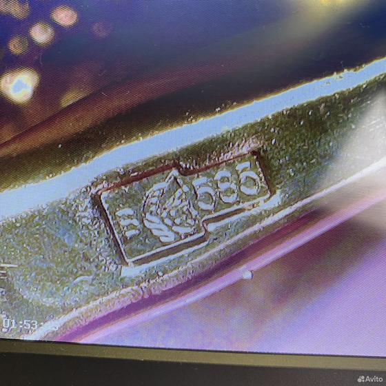 Золотые серьги с камнями 585пр. вес: 3,70гр