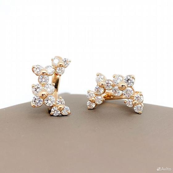 Золотые серьги с камнями 585пр. вес: 3,53гр