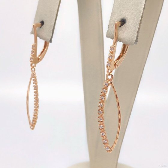 Золотые серьги с камнями 585пр. вес: 2,94гр