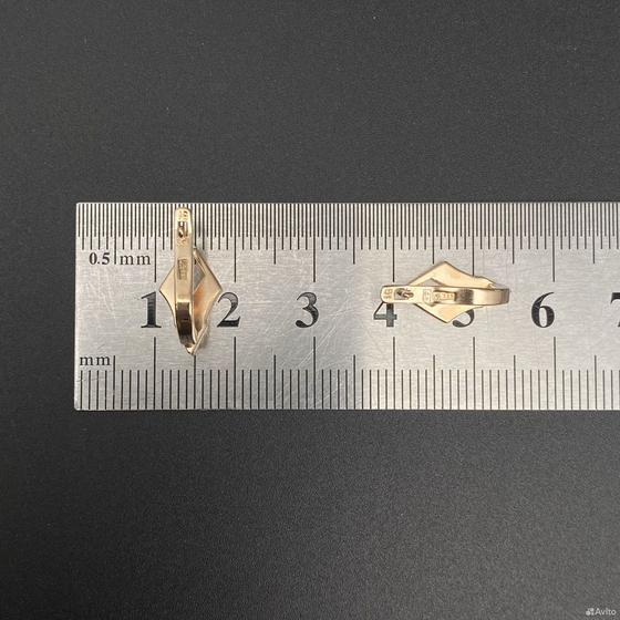 Золотые серьги 585пр. вес: 2,89гр