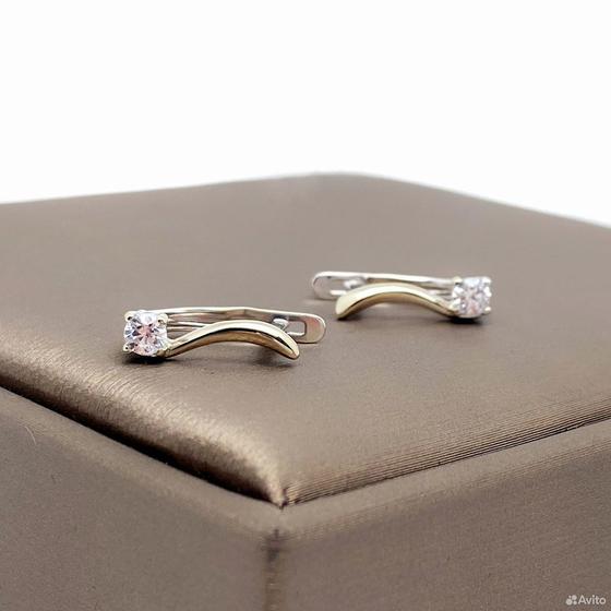 Золотые серьги с камнями 585пр. вес: 1,47гр