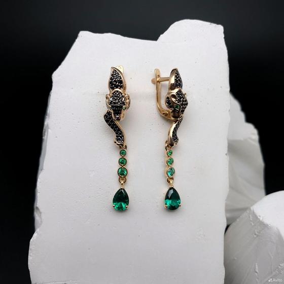 Золотые серьги с камнями 585пр. вес: 5,59гр