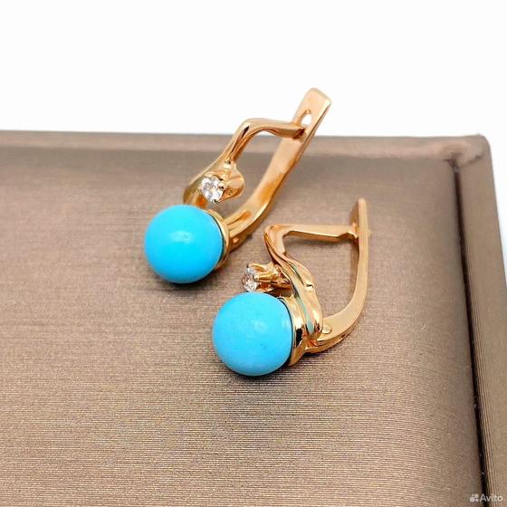 Золотые серьги с камнями 585пр. вес: 2,70гр