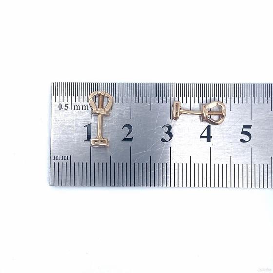 Золотые серьги с бриллиантами 585пр. вес: 1,50гр