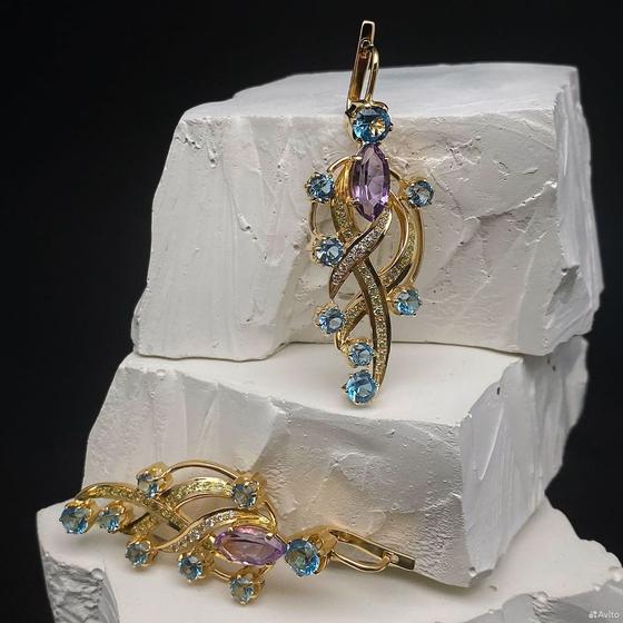 Золотые серьги с бриллиантами 750пр. вес: 23,95гр