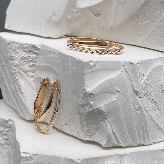 Золотые серьги 585пр. вес: 2,56гр