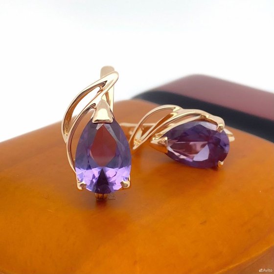 Золотые серьги с камнями 585пр. вес: 5,45гр