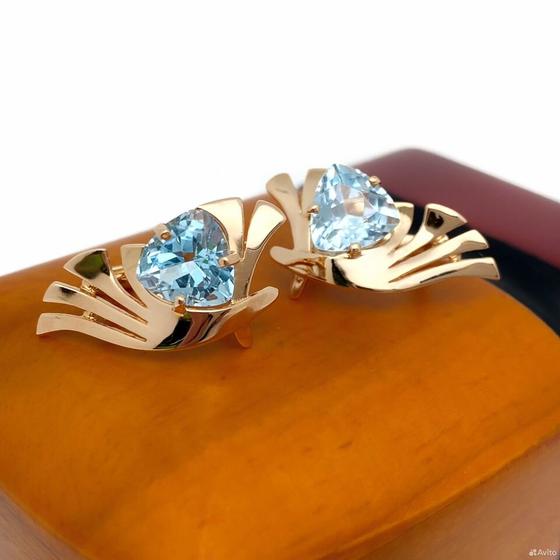 Золотые серьги с камнями 585пр. вес: 6,46гр