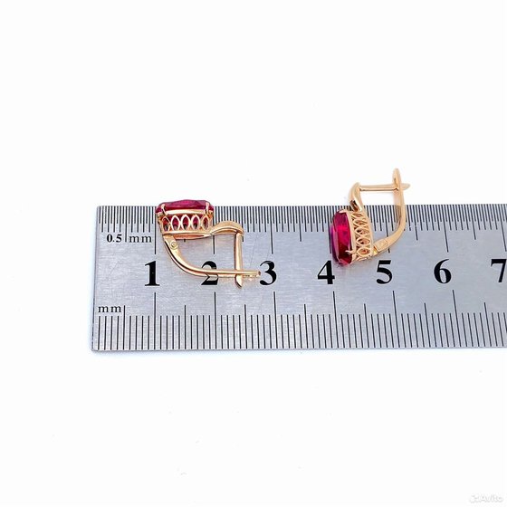 Золотые серьги 585пр. вес: 3,17гр