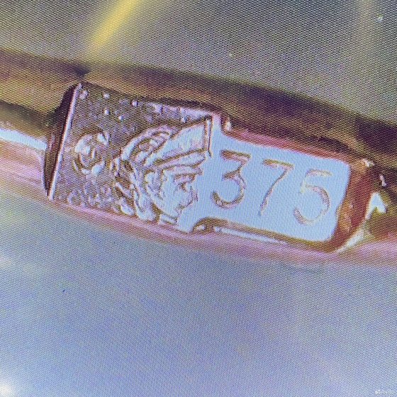 Золотые серьги 375пр. вес: 1,11гр