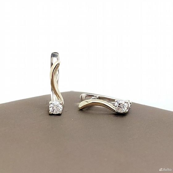 Золотые серьги с камнями 585пр. вес: 1,47гр