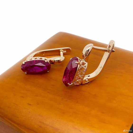 Золотые серьги 585пр. вес: 3,17гр