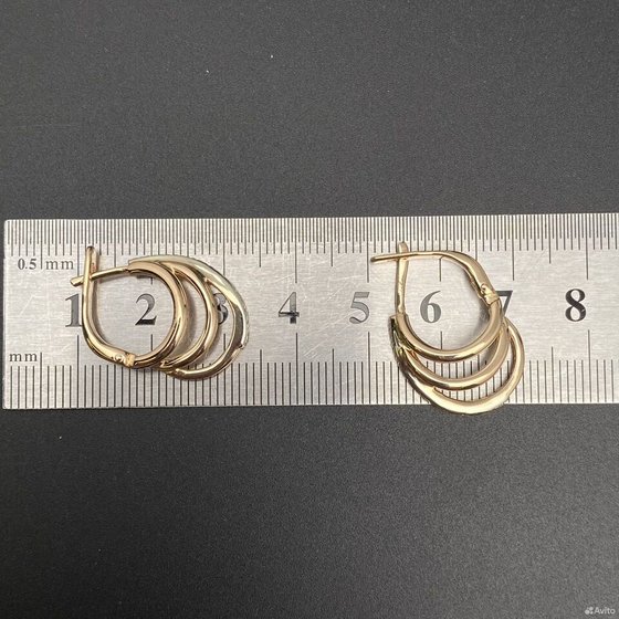 Золотые серьги с камнями 585пр. вес: 6,65гр