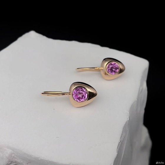 Золотые серьги с камнями 585пр. вес: 2,46гр