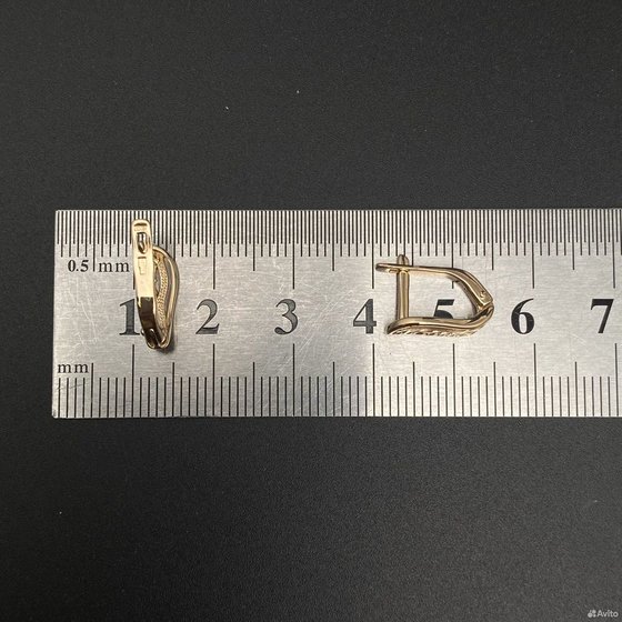 Золотые серьги 585пр. вес: 2,20гр