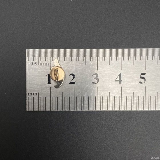 Золотая серьга 583пр. вес: 1,20гр