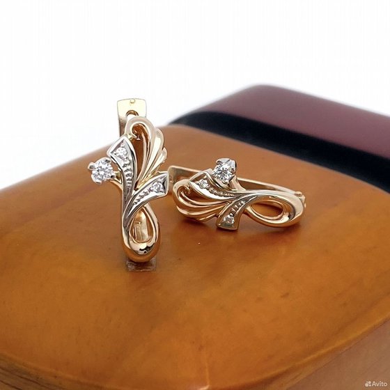 Золотые серьги с бриллиантами 585пр. вес: 4,96гр