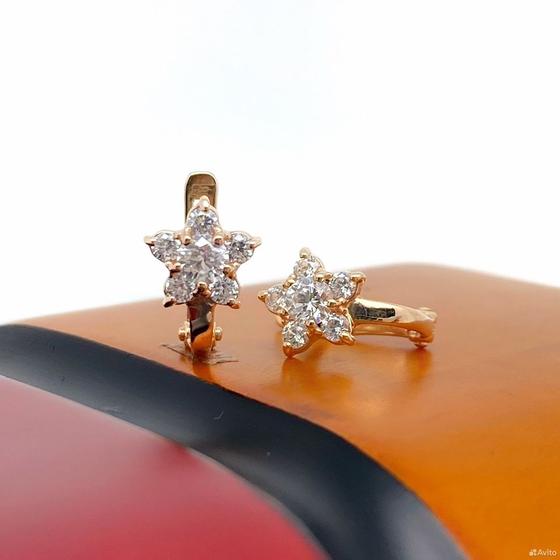 Золотые серьги с камнями 585пр. вес: 1,27гр