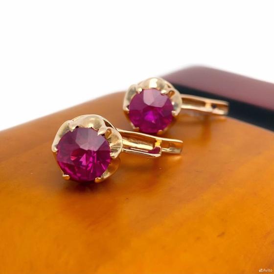Золотые серьги с камнями 583пр. вес: 6,12гр