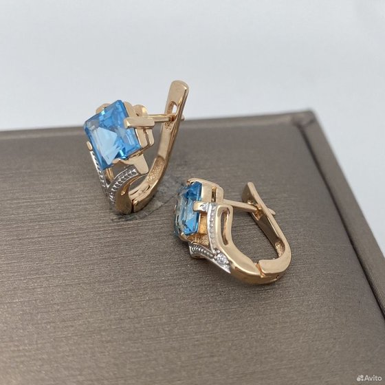 Золотые серьги с камнями 585пр. вес: 3,70гр