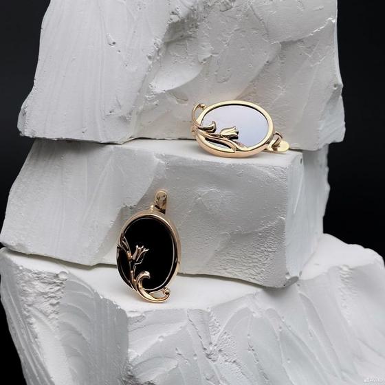 Золотые серьги с камнями 585пр. вес: 7,92гр