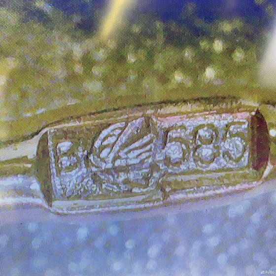 Золотая брошь с камнями 585пр. вес: 3,57гр