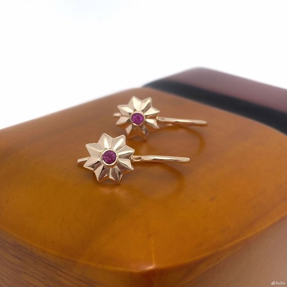 Золотые серьги с камнями 583пр. вес: 2,10гр
