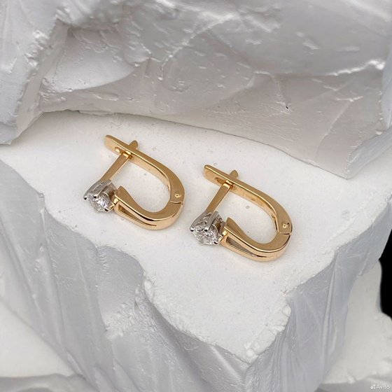 Золотые серьги с бриллиантами 585пр. вес: 2,57гр