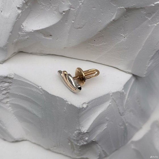 Золотая серьга 583пр. вес: 1,20гр