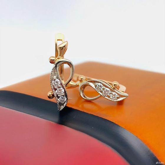 Золотые серьги с бриллиантами 585пр. вес: 2,82гр