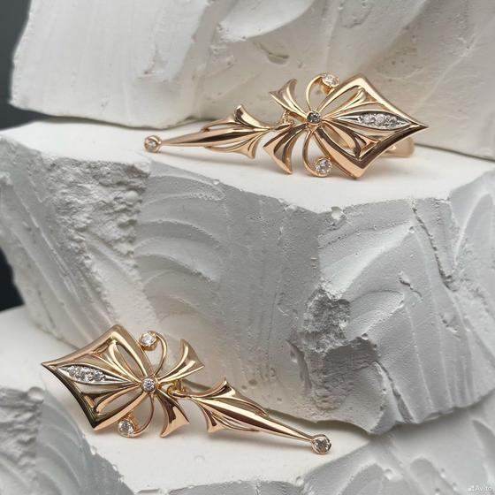 Золотые серьги с камнями 585пр. вес: 5,75гр