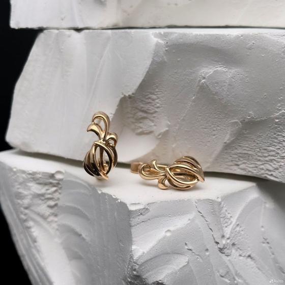 Золотые серьги 585пр. вес: 2,81гр