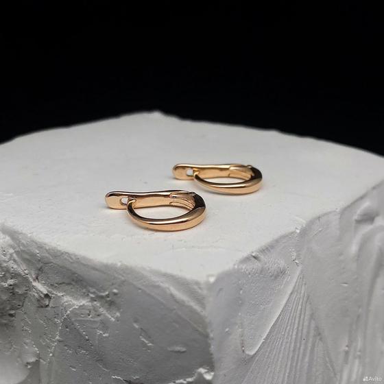 Золотые серьги 585пр. вес: 1,41гр