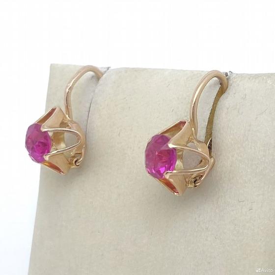 Золотые серьги с камнями 583пр. вес: 2,75гр