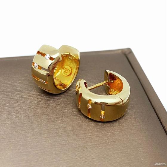 Золотые серьги с камнями 585пр. вес: 6,94гр