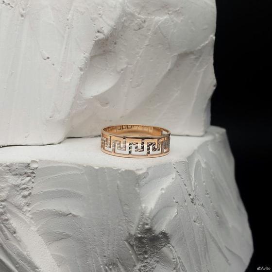 Золотое кольцо 585пр. вес: 1,60гр. размер: 17,3