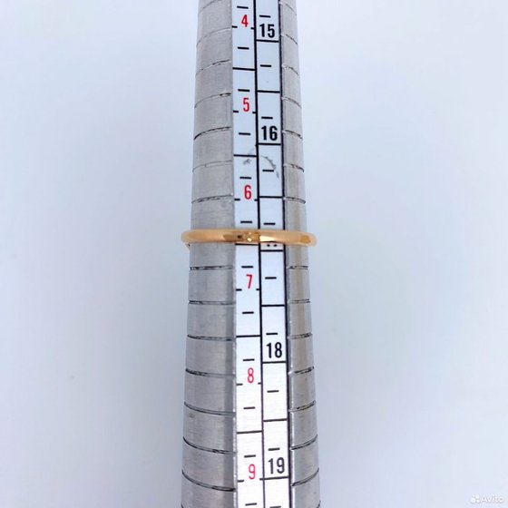 Золотое кольцо с камнем 585пр. размер: 17