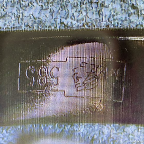 Золотое кольцо с камнями 585пр. размер: 16,2