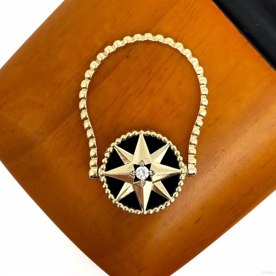Золотое кольцо с камнями 585пр. размер: 21,5