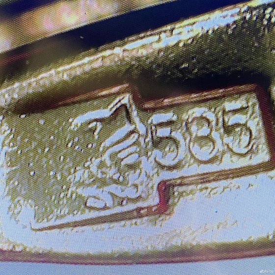 Золотой крест с камнями 585пр. вес: 1,58гр
